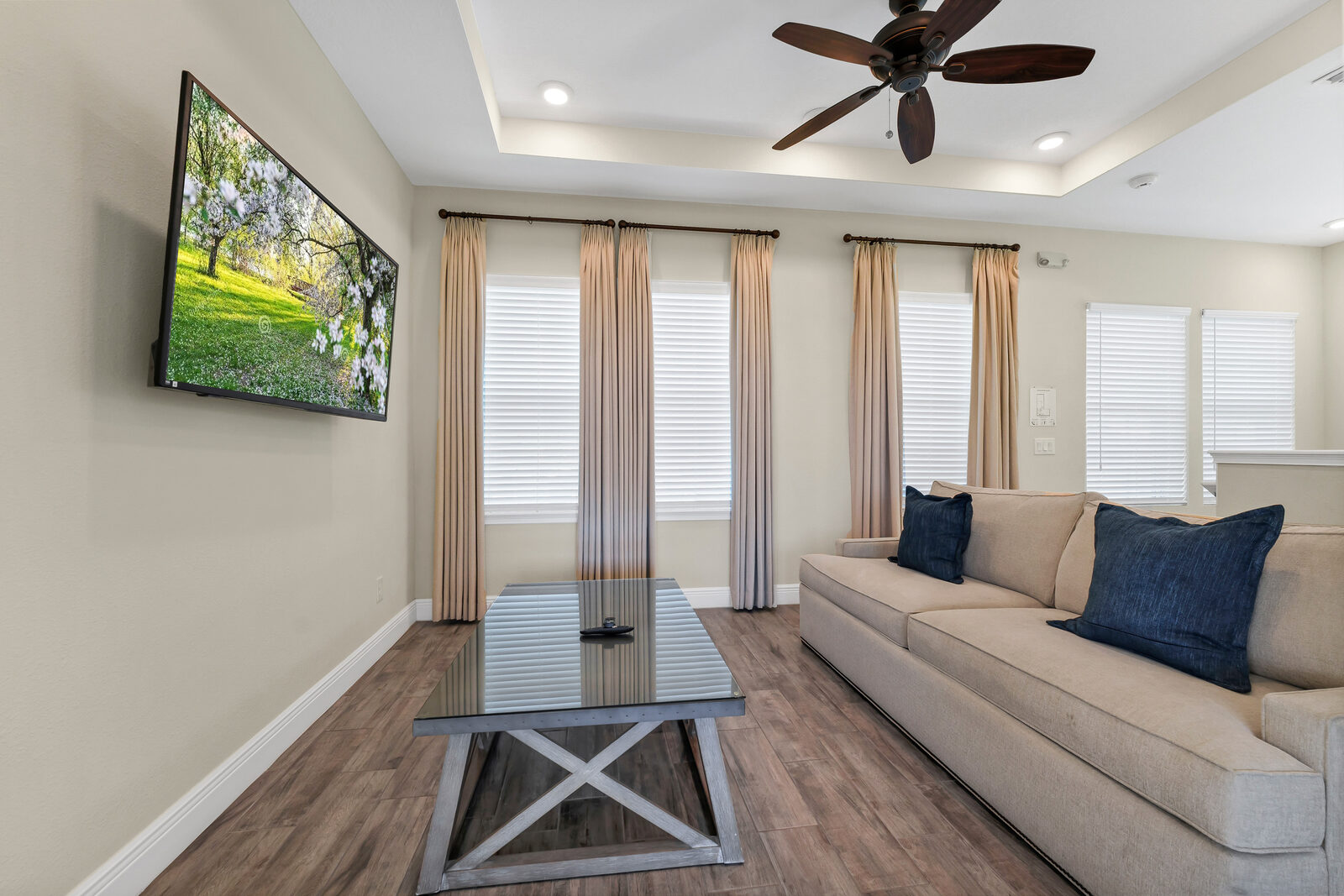Upstairs living room and TV loft